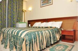 Vallee Des Princes Hotel,Wouri>>Douala,3 star