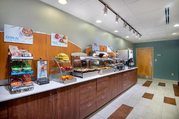 holiday inn express and suites daphne spanish fort area