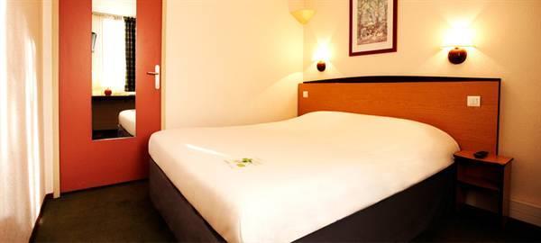 kyriad caen nord herouville saint clair