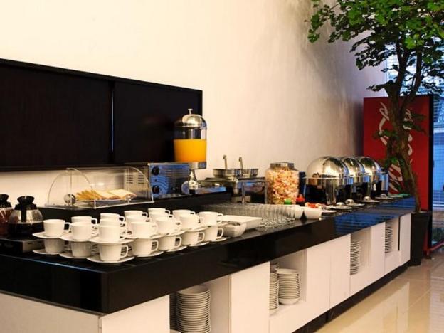 amaris hotel cihampelas bandung