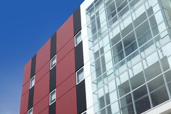 amaris hotel cihampelas bandung