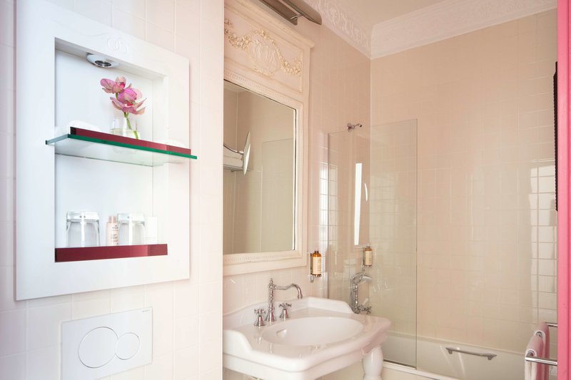 le 123 elysees astotel