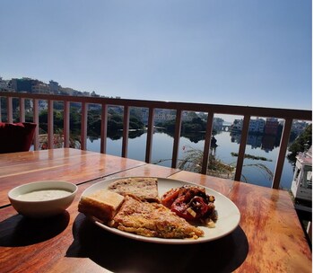 natural lake view hotel