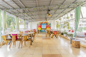 natural lake view hotel