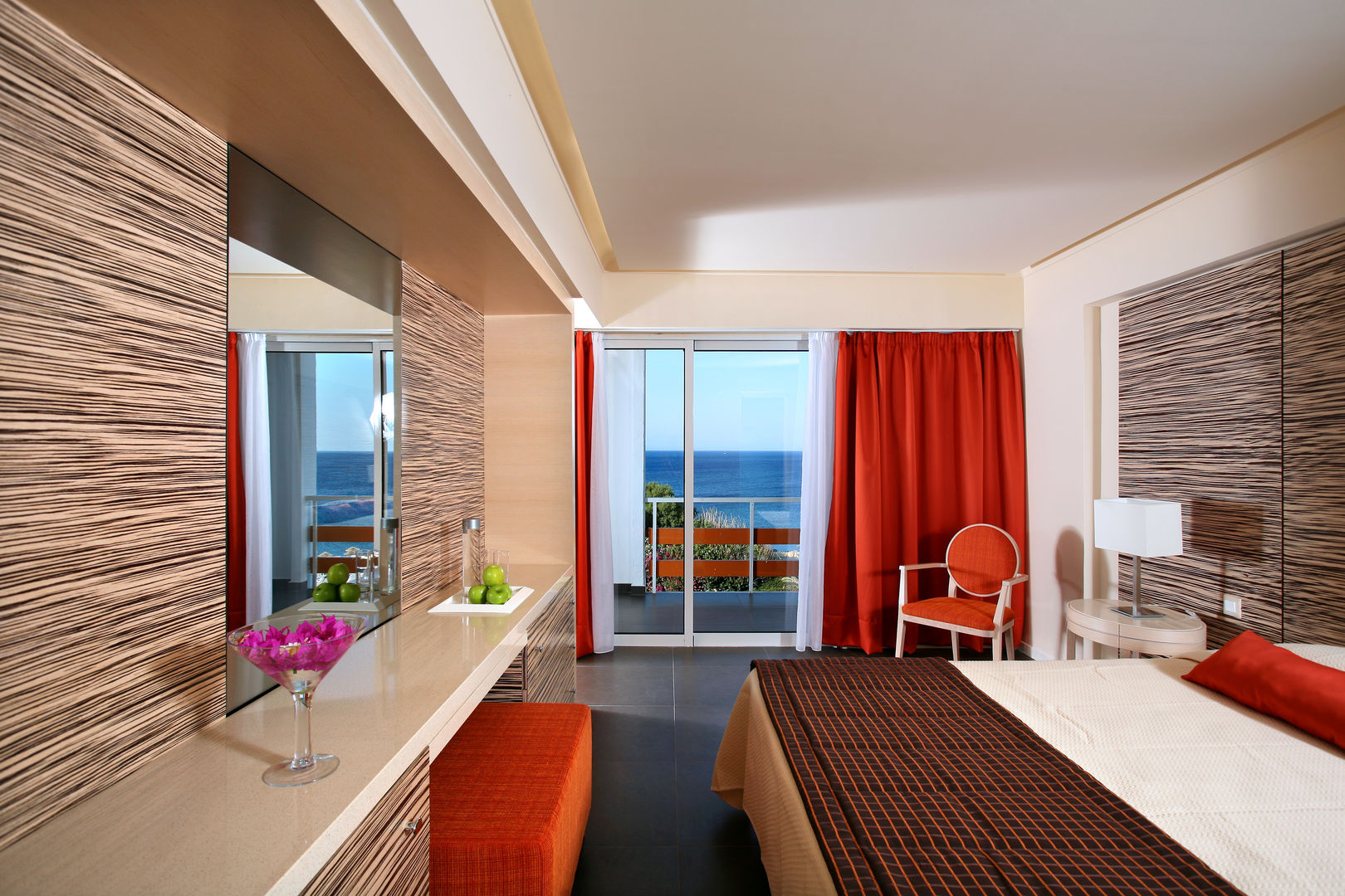 eden roc resort hotel