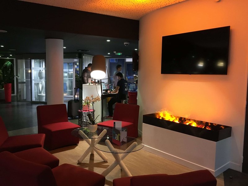 ibis styles nantes reze aeroport