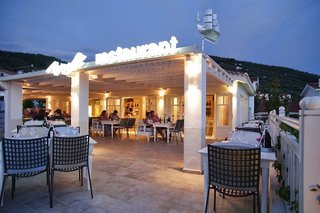 skopelos village hotel