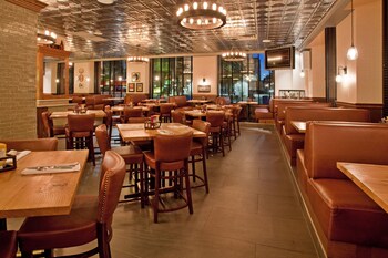 the lincoln marriott cornhusker hotel