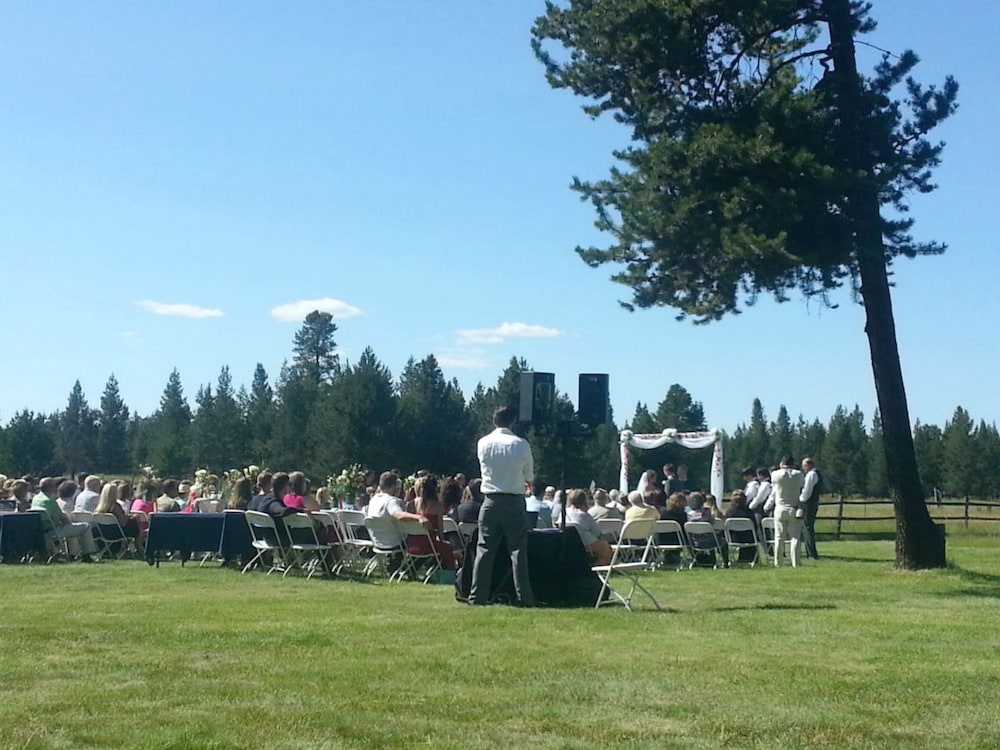 diamondstone guest lodges