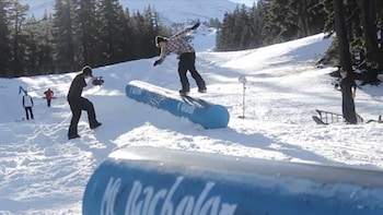 diamondstone guest lodges