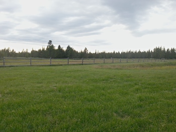 diamondstone guest lodges