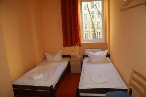 happygolucky hotel and hostel