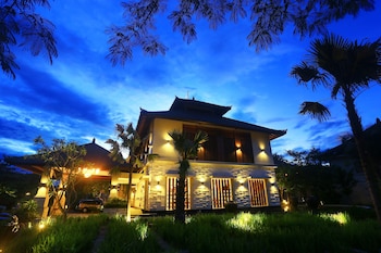 Grand Whiz Hotel Nusa Dua,Benoa>>Bali,4 star