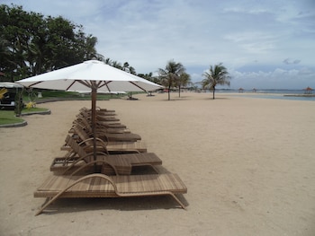 grand whiz hotel nusa dua