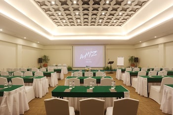 grand whiz hotel nusa dua