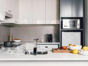 Quay West Suites Melbourne,Southbank>>Melbourne,5 star