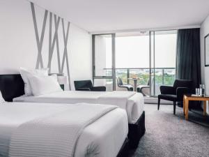 Quay West Suites Melbourne,Southbank>>Melbourne,5 star