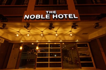 the noble hotel