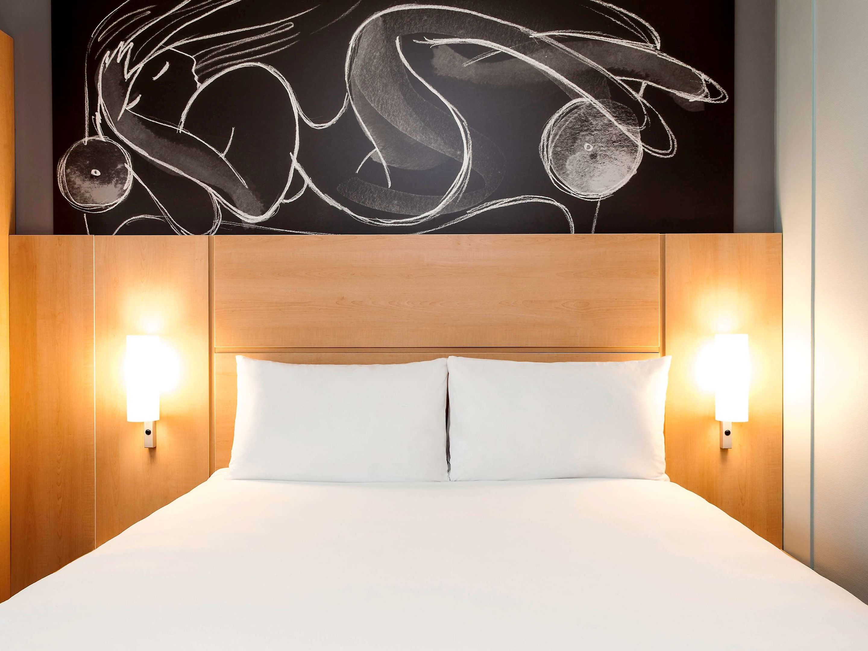 ibis edinburgh centre south bridge royal mile