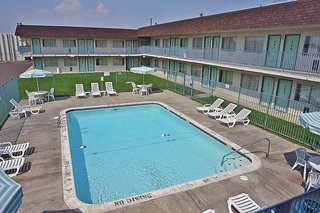 motel 6 denver co airport