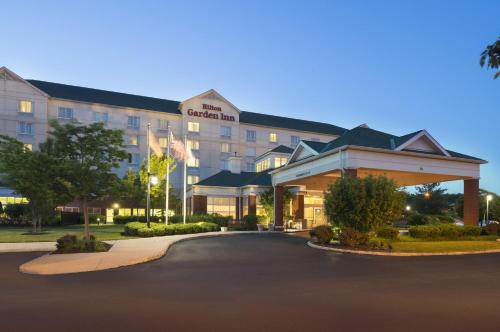 Hilton Garden Inn Edison/Raritan Center,Edison>>Avenel,3 star