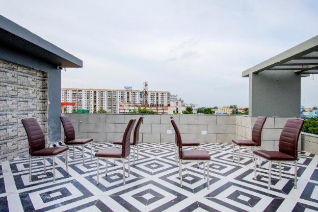super townhouse oak seventy seven