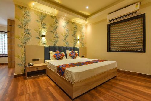 super townhouse oak seventy seven