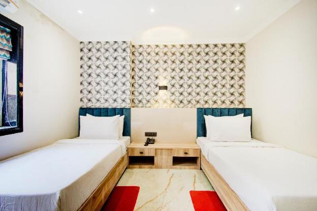 super townhouse oak seventy seven