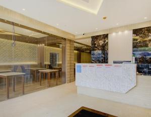 super townhouse oak seventy seven