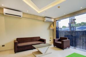 super townhouse oak seventy seven