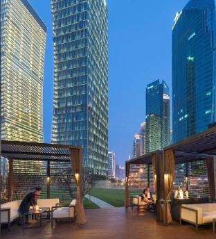 mandarin oriental pudong shanghai