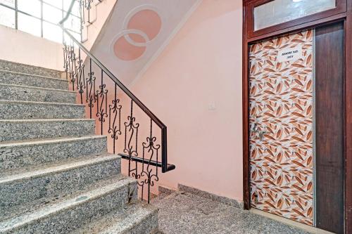 spot on 81019 sawariya home stay