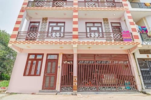 spot on 81019 sawariya home stay