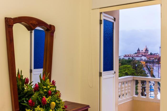 hotel dorado plaza centro historico