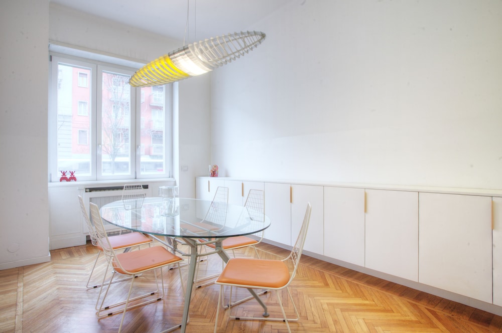 Milan Apartment Rental,In Milan (Municipio 2),3 star