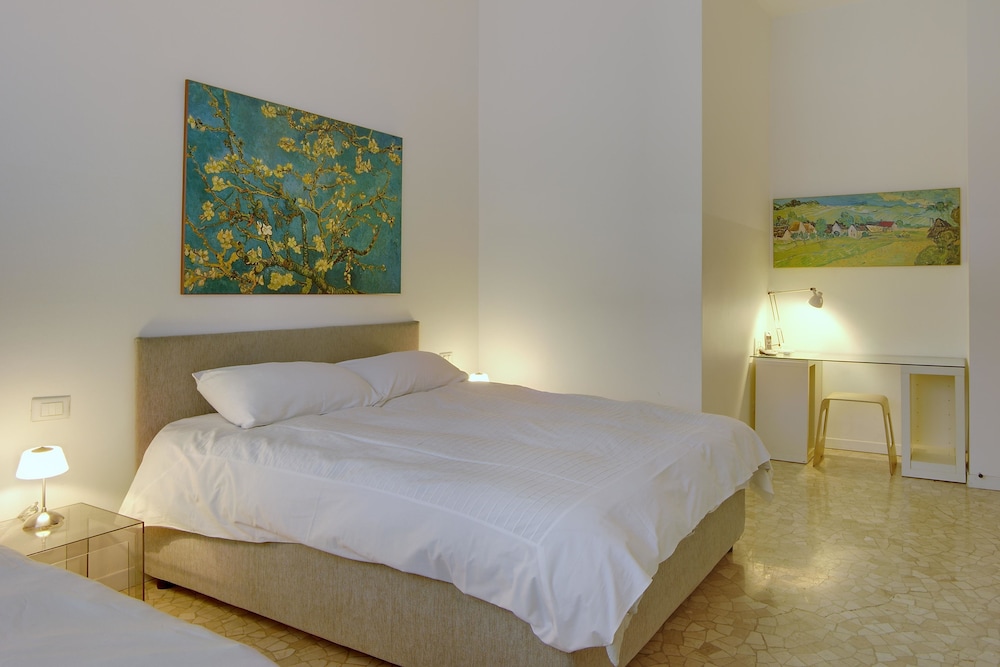 Milan Apartment Rental,In Milan (Municipio 2),3 star