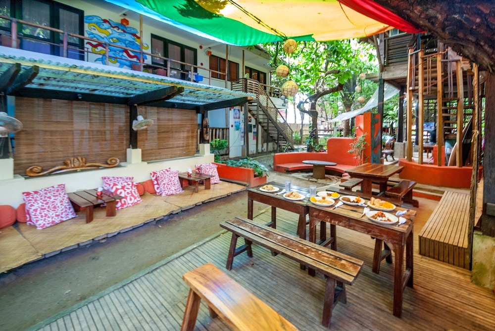 the lazy dog bed and breakfast