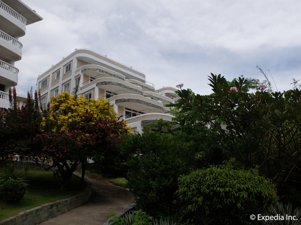 lingganay boracay hotel resort