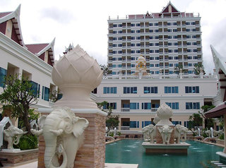 Grand Pacific Sovereign Resort And Spa