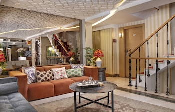 almina hotel special class