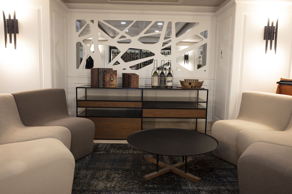 dosso dossi hotels old city