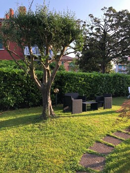 500 bed and breakfast