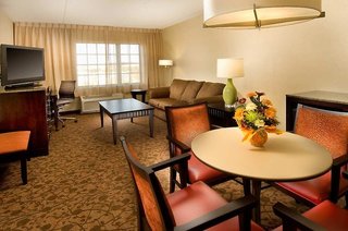 Doubletree By Hilton Sterling - Dulles Airport,Dulles>>Ashburn,4 star