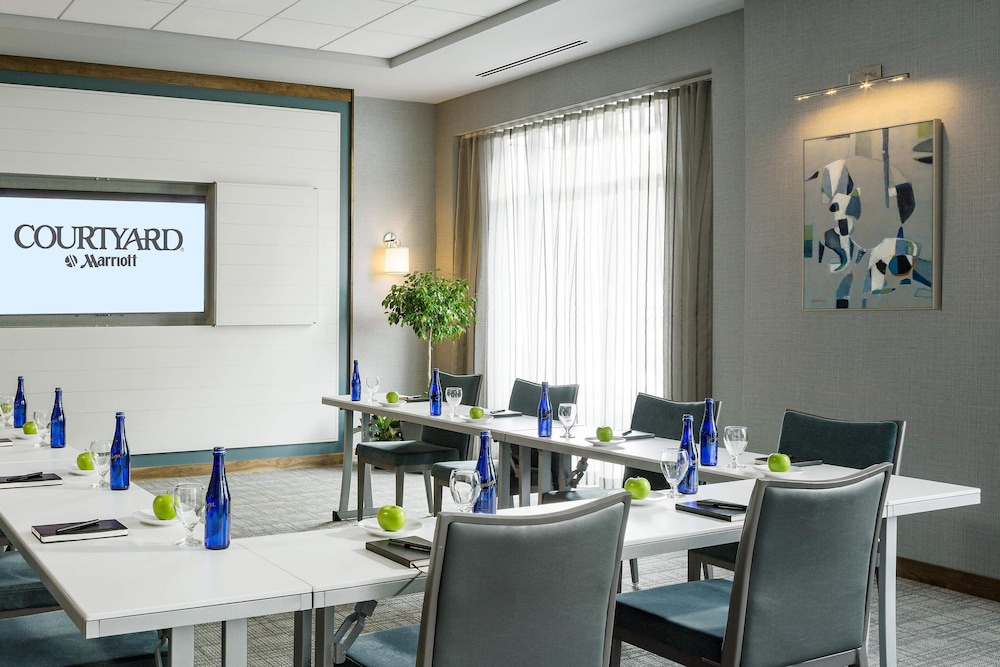 courtyard marriott burlington harbor