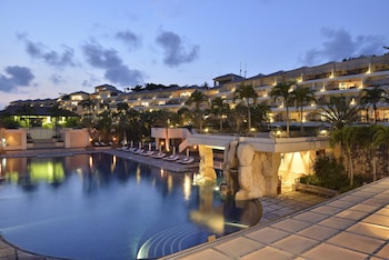 kanucha bay hotels and villas