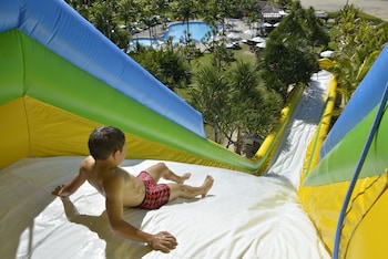 kanucha bay hotels and villas