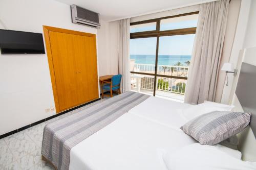 Hotel Amic Miraflores,Can Pastilla>>Cala Vinyes,3 star