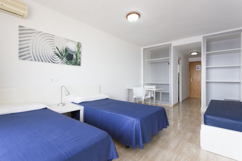 las palomas apartments econotels