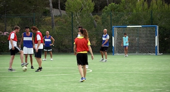 invisa hotel club cala blanca