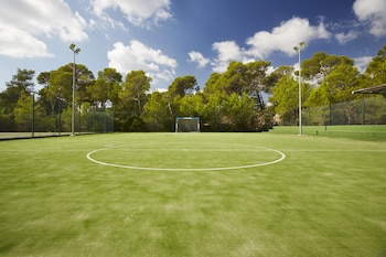 invisa hotel club cala blanca